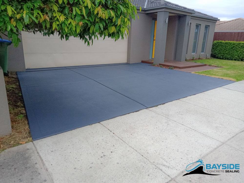 Finished driveway sealing project in Frankston